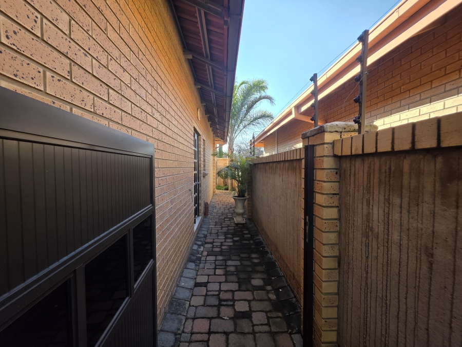 2 Bedroom Property for Sale in Jan Cillierspark Free State